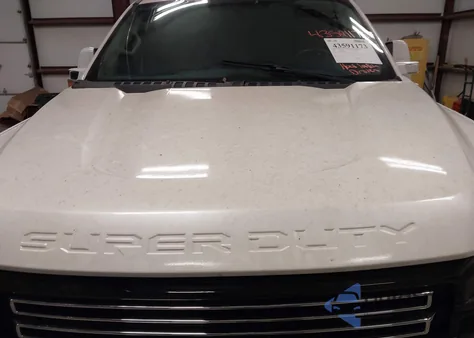 2018 Ford F-250 Limited from USA, damaged, VIN 1FT7W2BT0JEB61811